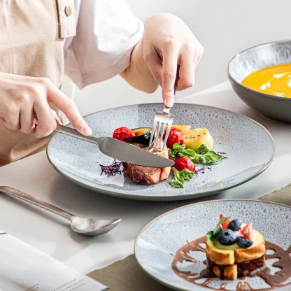 Minimal Pattern Gray Dish Set - Image 2
