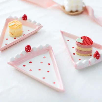 Cute Pink Cake Dish Set - Image 4