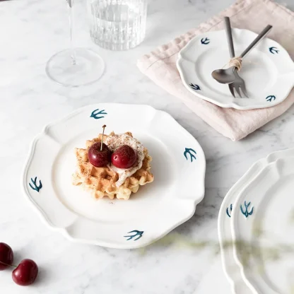 Embossed Minimalist Dish Set - Image 5