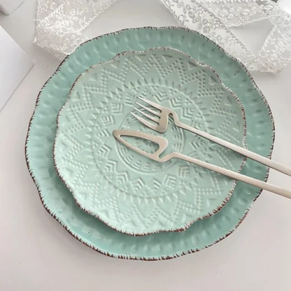 Vintage-style Blue Round Dish Set - Image 5