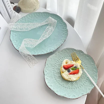 Vintage-style Blue Round Dish Set - Image 2